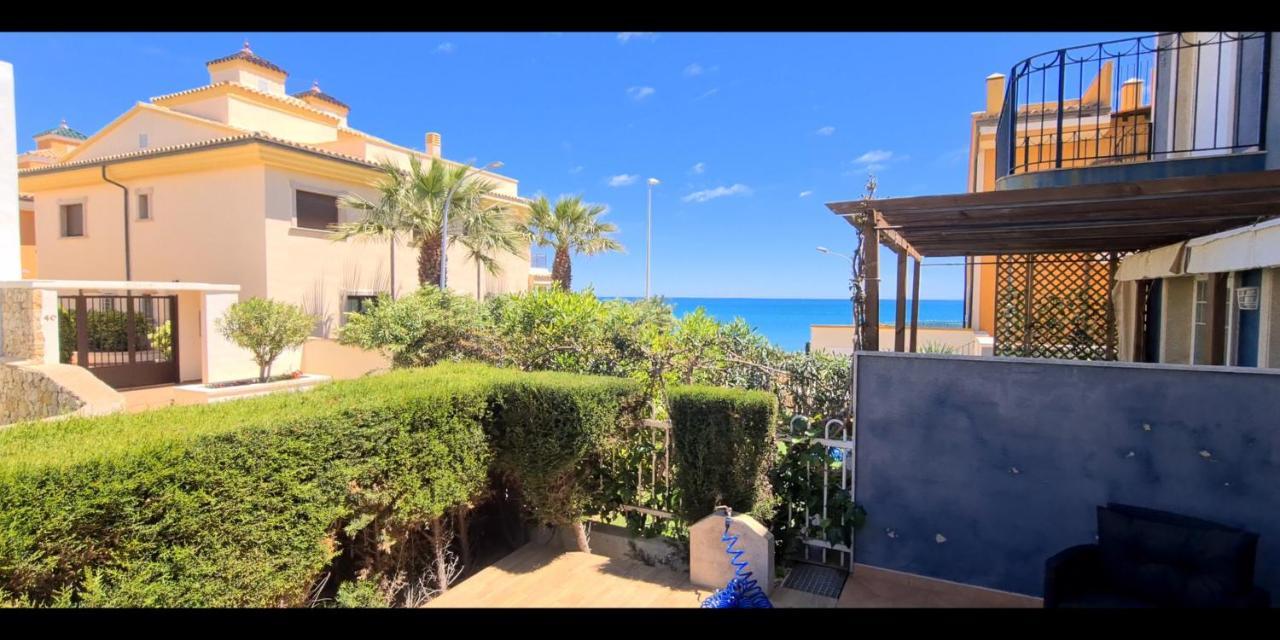 PLANTA BAJA CON TERRAZA CHILL OUT en primera linea TRES PLAYAS Albert Villas Alcossebre Esterno foto